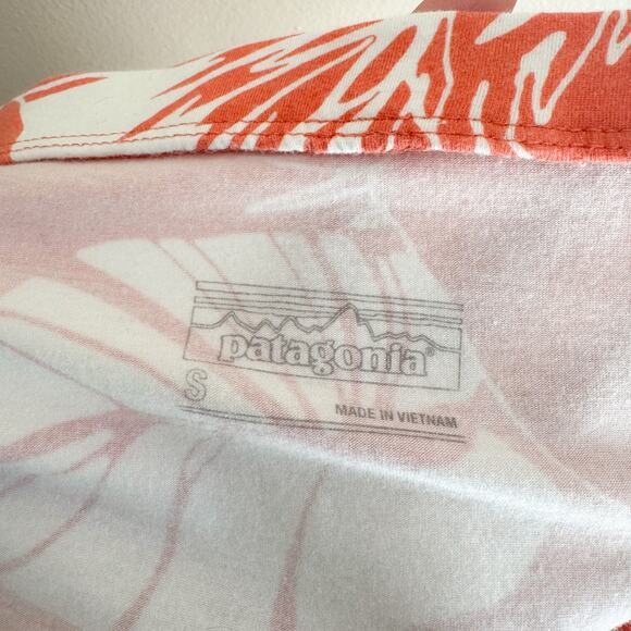 Patagonia Coral + White Hibiscus Side Gathered Knee Length Skirt - Small - Picture 3 of 7